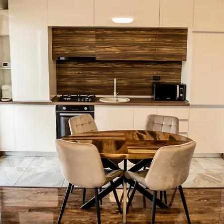 Holidayapartament Ibo Mamaia-nord 아파트 *